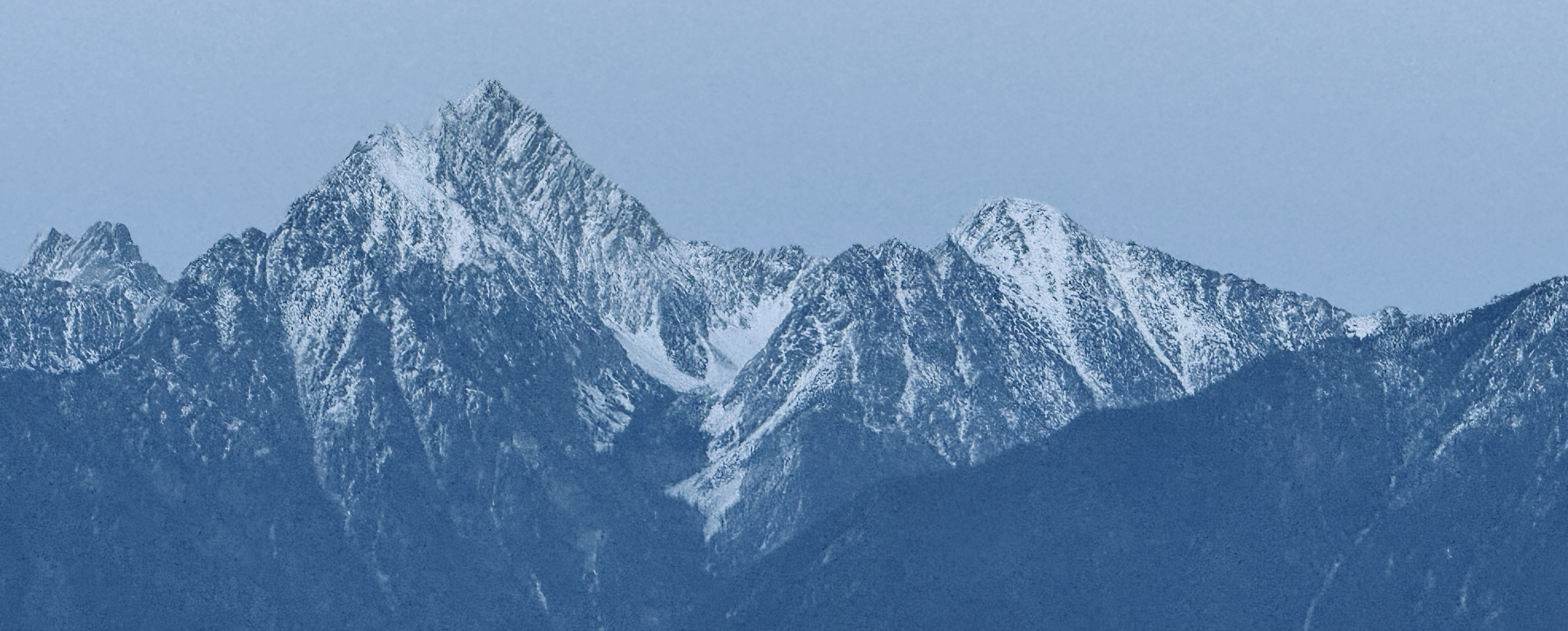 The mountains surrounding Cranbrook